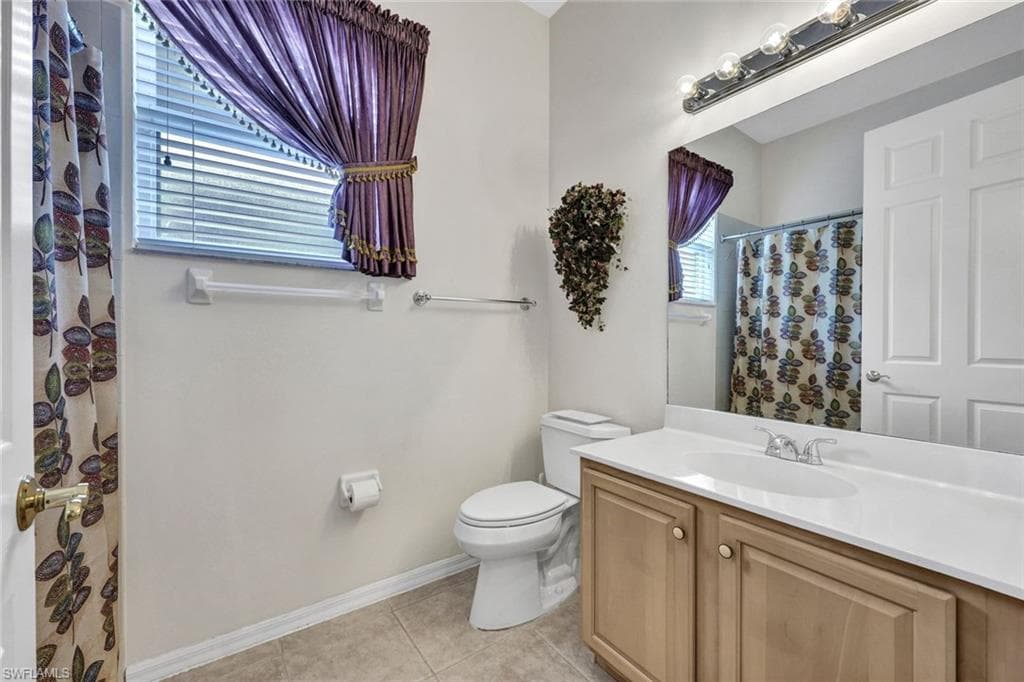 818 Grafton Ct 5, Naples, FL 34104-15