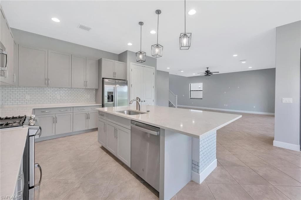 12260 Red Pine Pl, Estero, FL 33928-12