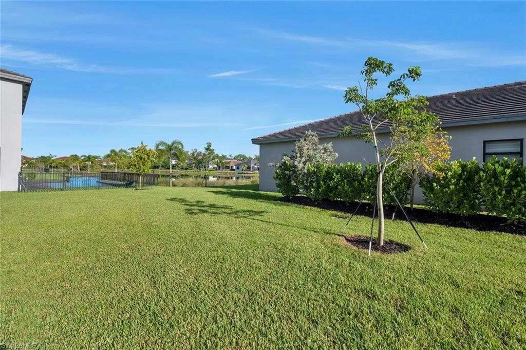 12260 Red Pine Pl, Estero, FL 33928-37
