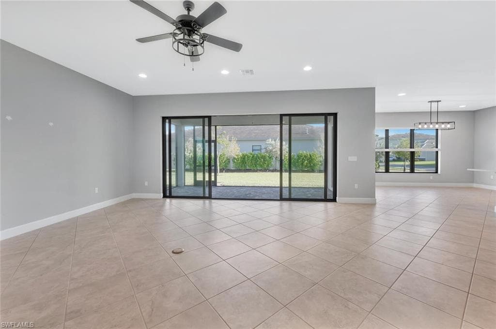 12260 Red Pine Pl, Estero, FL 33928-7