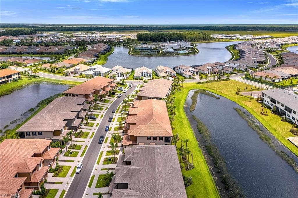 15328 Lucerna St, Naples, FL 34114-36