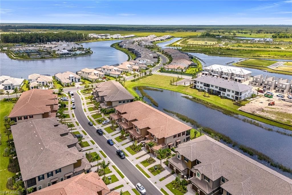 15328 Lucerna St, Naples, FL 34114-37