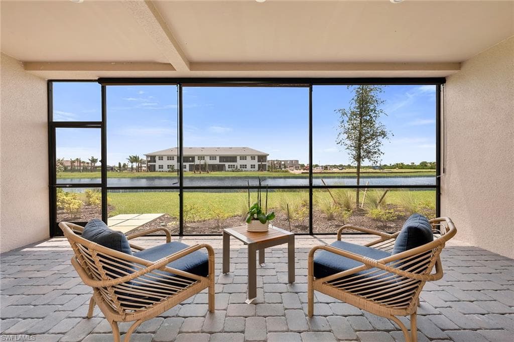 15328 Lucerna St, Naples, FL 34114-3
