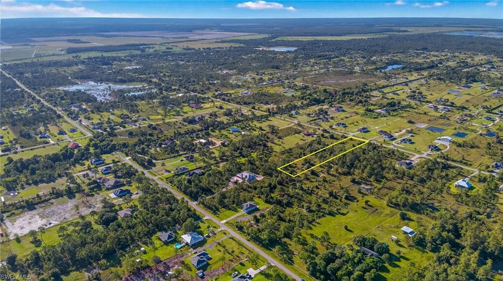 3765 62nd Ave NE, Naples, FL 34120-5
