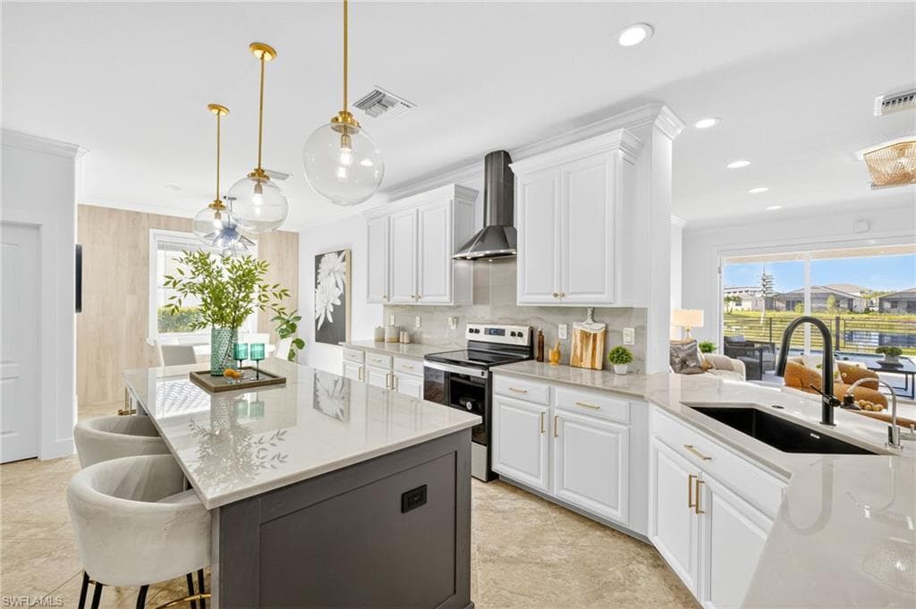 2131 Vermont Ln, Naples, FL 34120-9