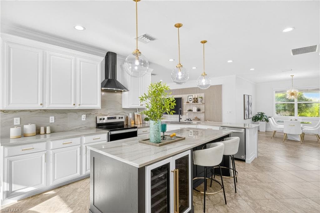 2131 Vermont Ln, Naples, FL 34120-10