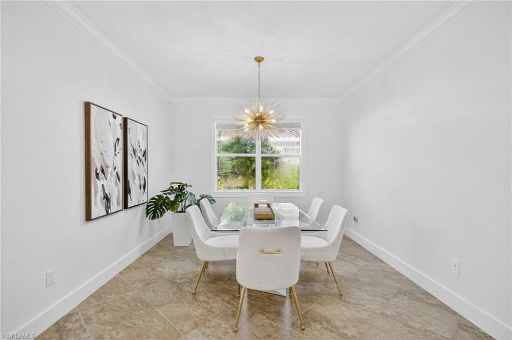 2131 Vermont Ln, Naples, FL 34120-12