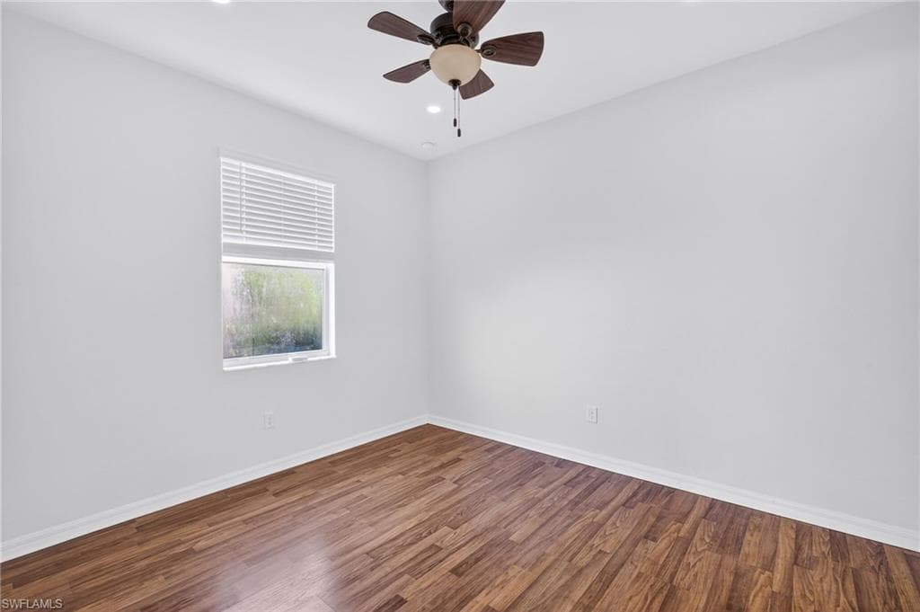 2131 Vermont Ln, Naples, FL 34120-22