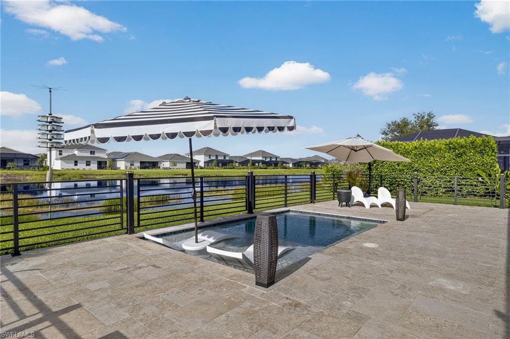 2131 Vermont Ln, Naples, FL 34120-26