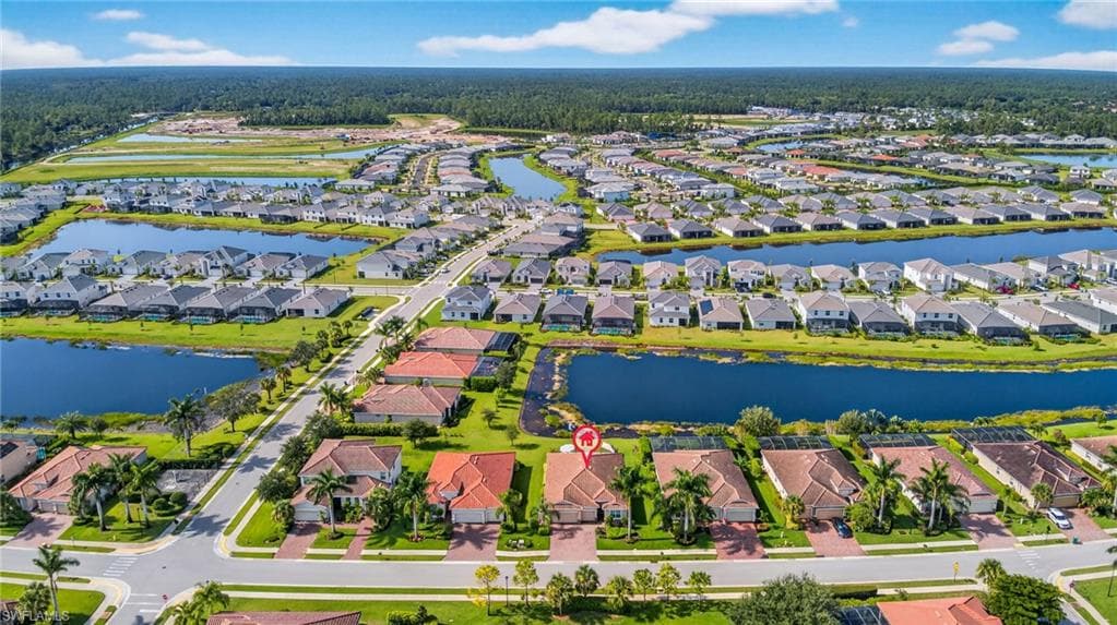 2131 Vermont Ln, Naples, FL 34120-31