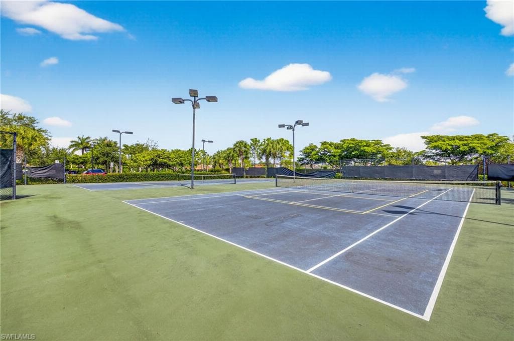 2131 Vermont Ln, Naples, FL 34120-46