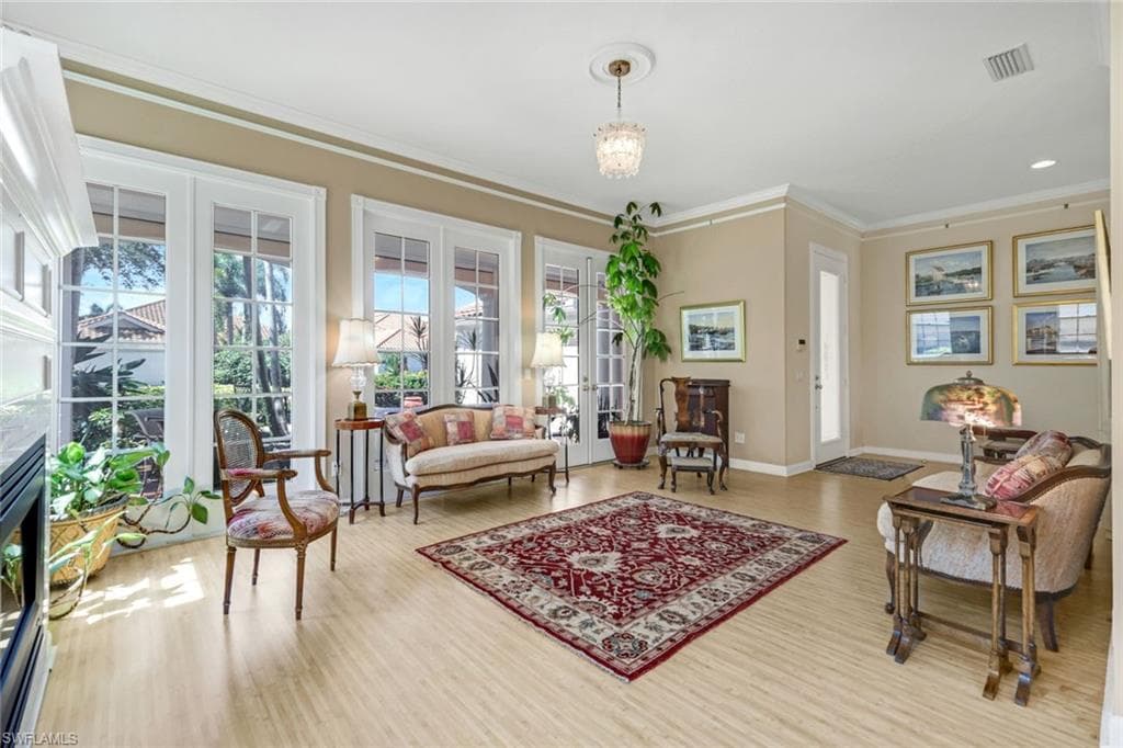 5129 Inagua Way, Naples, FL 34119-11