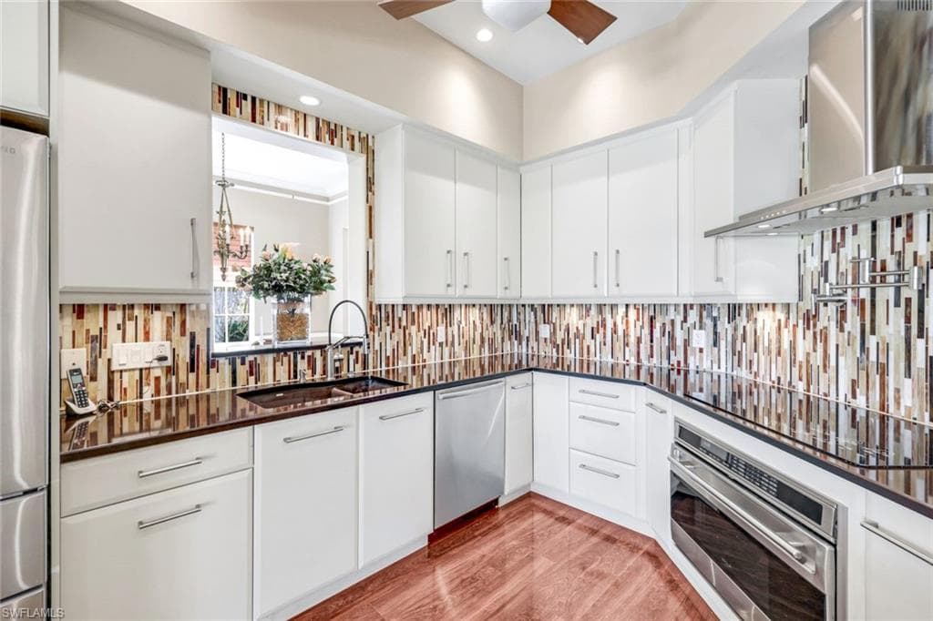 5129 Inagua Way, Naples, FL 34119-20