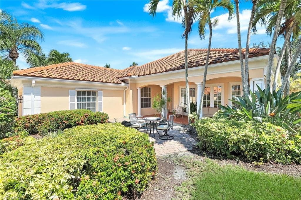 5129 Inagua Way, Naples, FL 34119-4