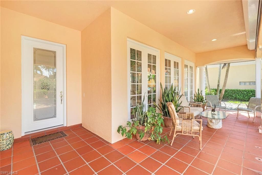 5129 Inagua Way, Naples, FL 34119-7