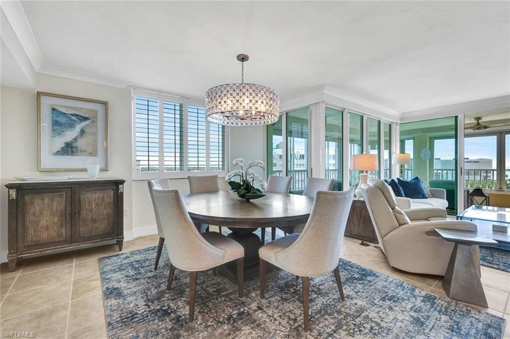 21 Bluebill Ave 1001, Naples, FL 34108-17