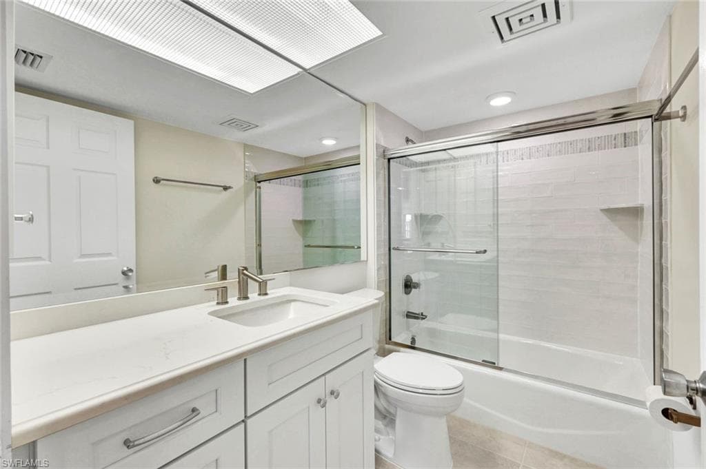 21 Bluebill Ave 1001, Naples, FL 34108-25