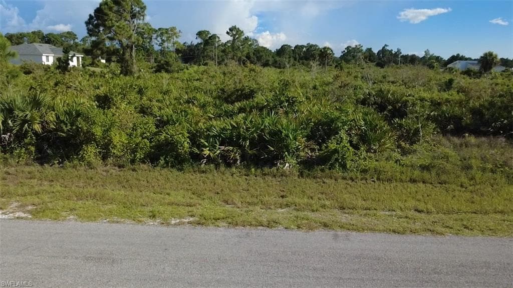 15 13th St, Lehigh Acres, FL 33972-1