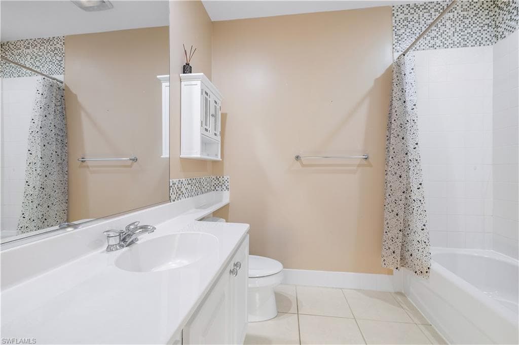 3478 Bravada Way, Naples, FL 34119-17