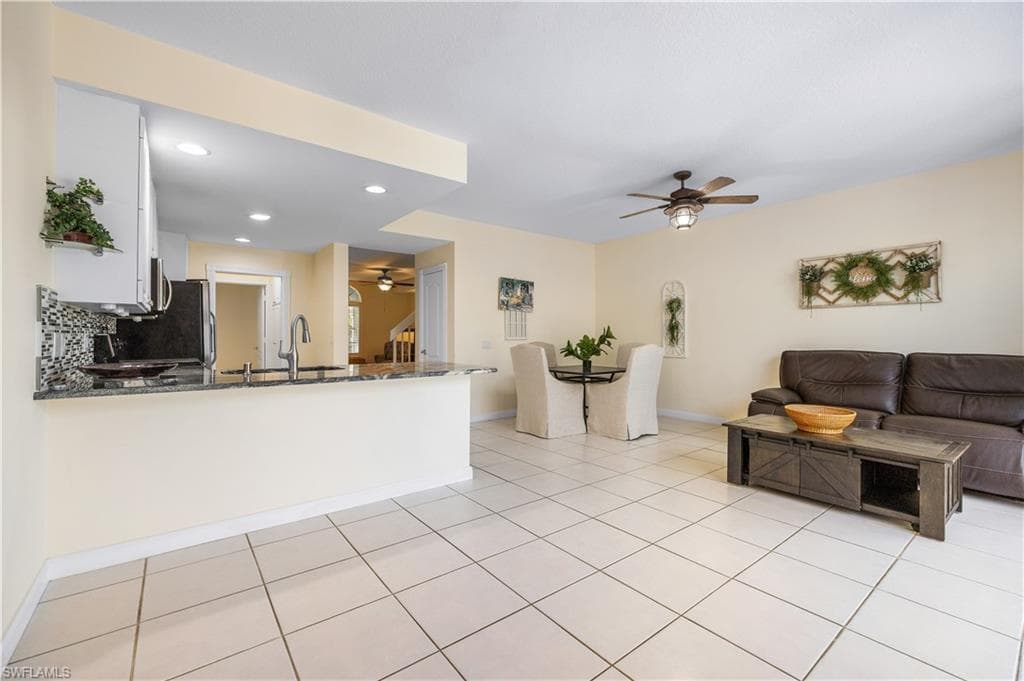 3478 Bravada Way, Naples, FL 34119-8