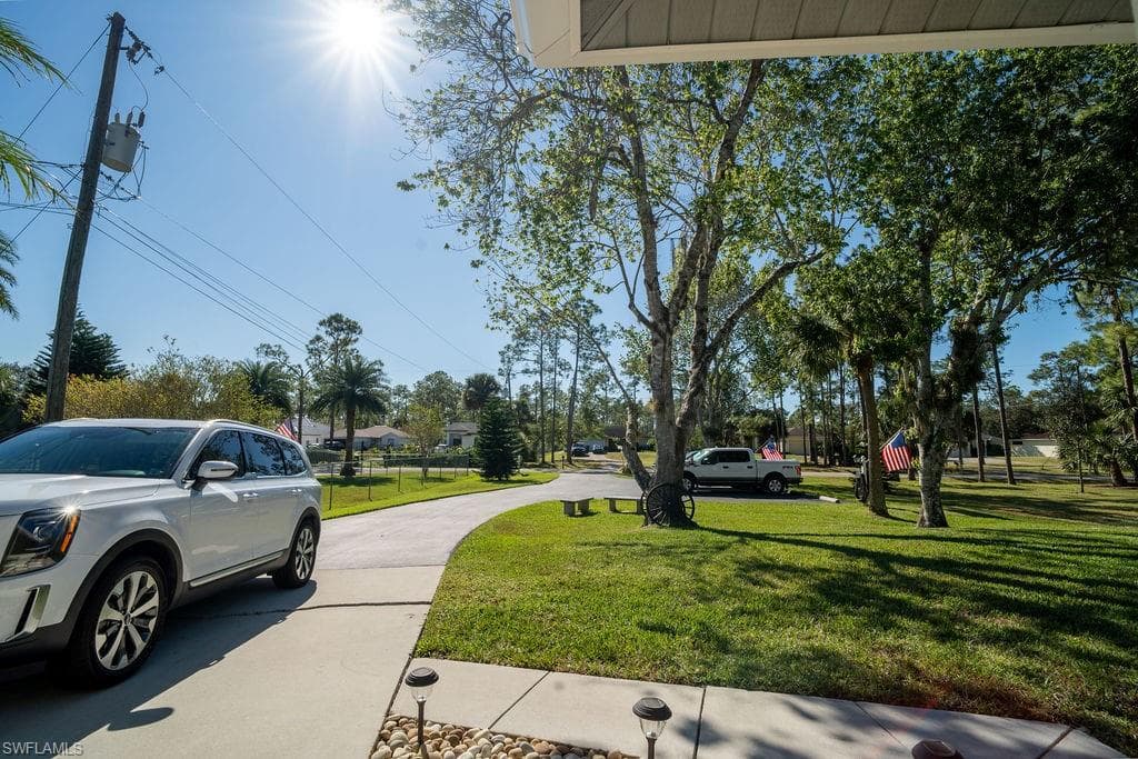 2421 22nd Ave NE, Naples, FL 34120-34