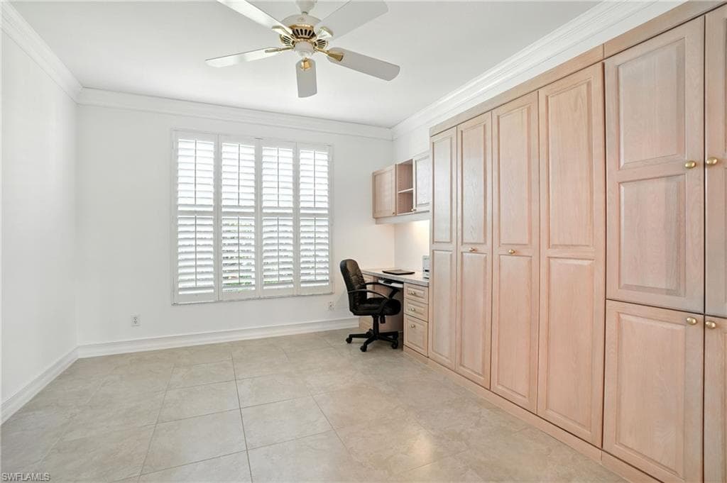 10826 Fulmar Ct, Naples, FL 34119-20