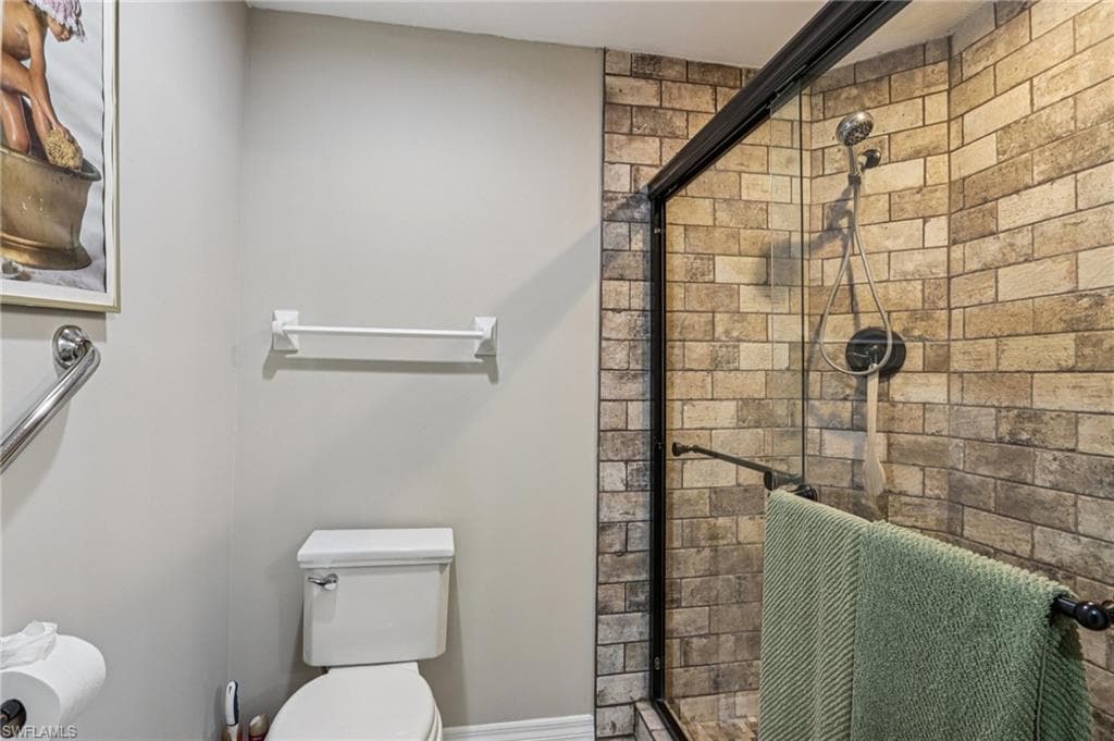 1115 Partridge Cir 101, Naples, FL 34104-17