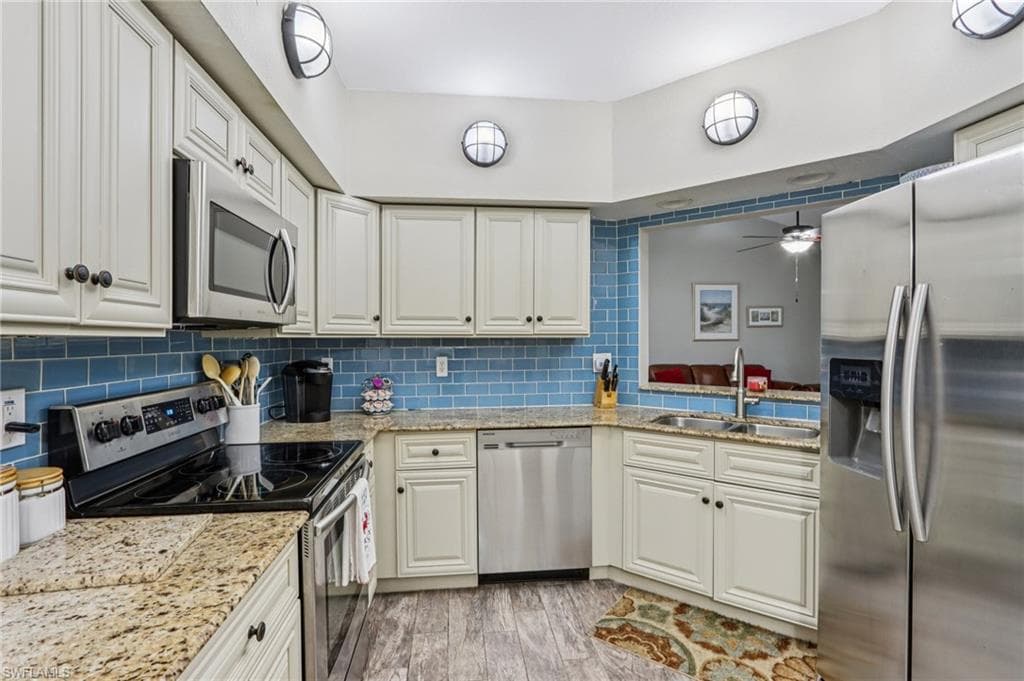 1115 Partridge Cir 101, Naples, FL 34104-7