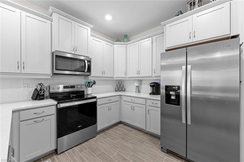 1029 Tranquil Brook Dr, Naples, FL 34114-16