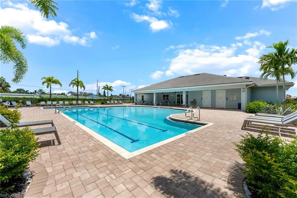 1029 Tranquil Brook Dr, Naples, FL 34114-30