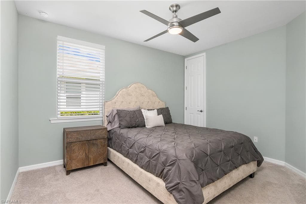 14839 Edgewater Cir, Naples, FL 34114-20