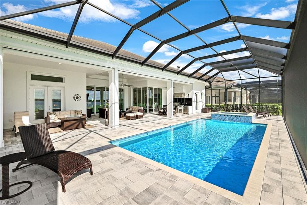19093 Wildblue Blvd, Fort Myers, FL 33913-32