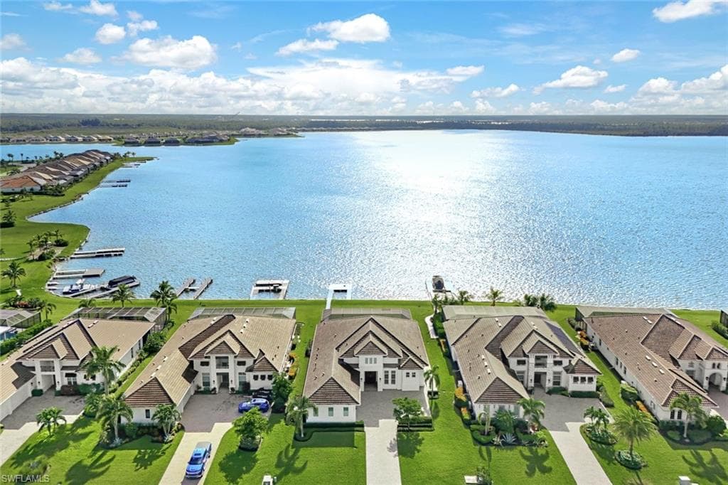 19093 Wildblue Blvd, Fort Myers, FL 33913-36