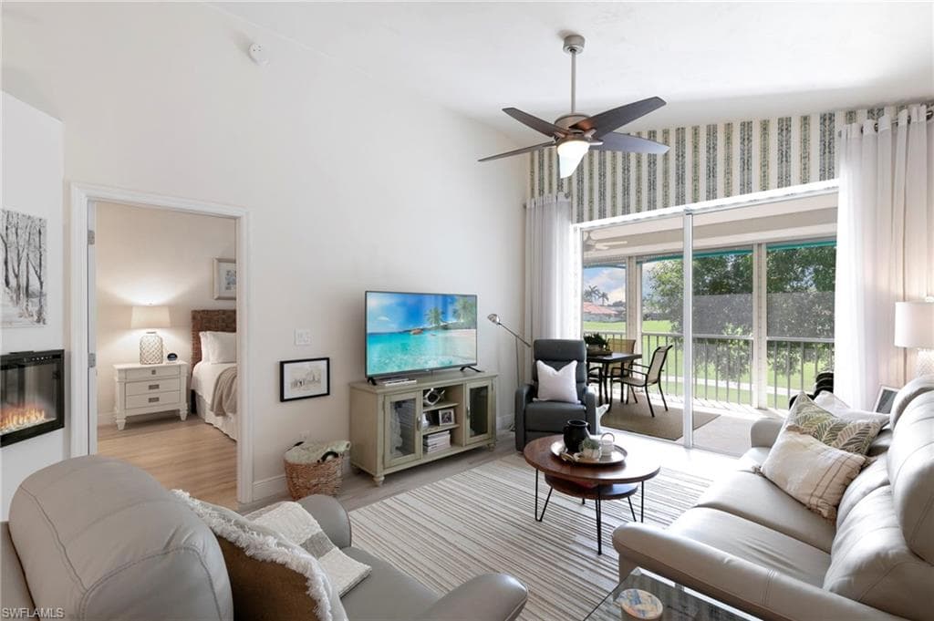 8228 Twelve Oaks Cir 322, Naples, FL 34113-5