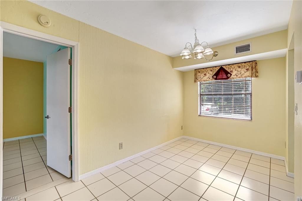 5501 Rattlesnake Hamm Rd 109, Naples, FL 34113-10