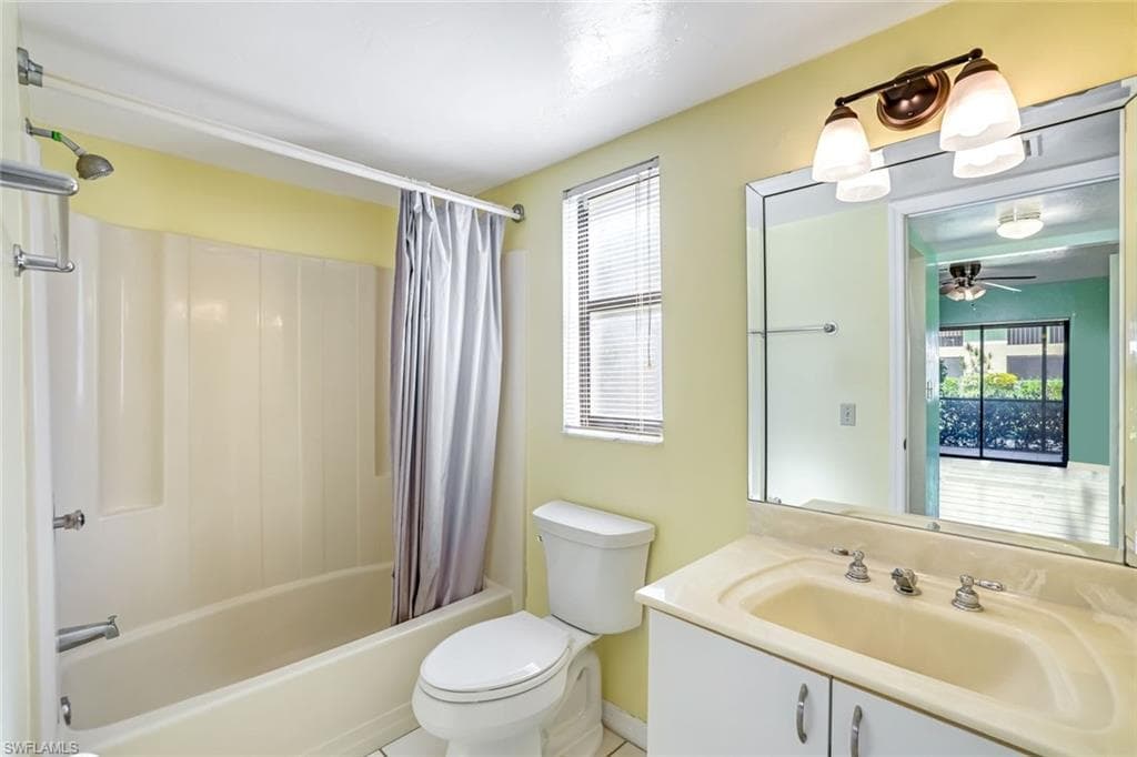 5501 Rattlesnake Hamm Rd 109, Naples, FL 34113-13