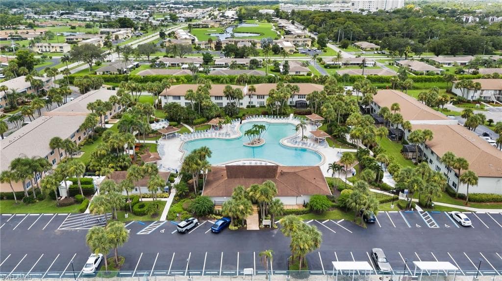 3532 Antarctic Cir 2216, Naples, FL 34112-24