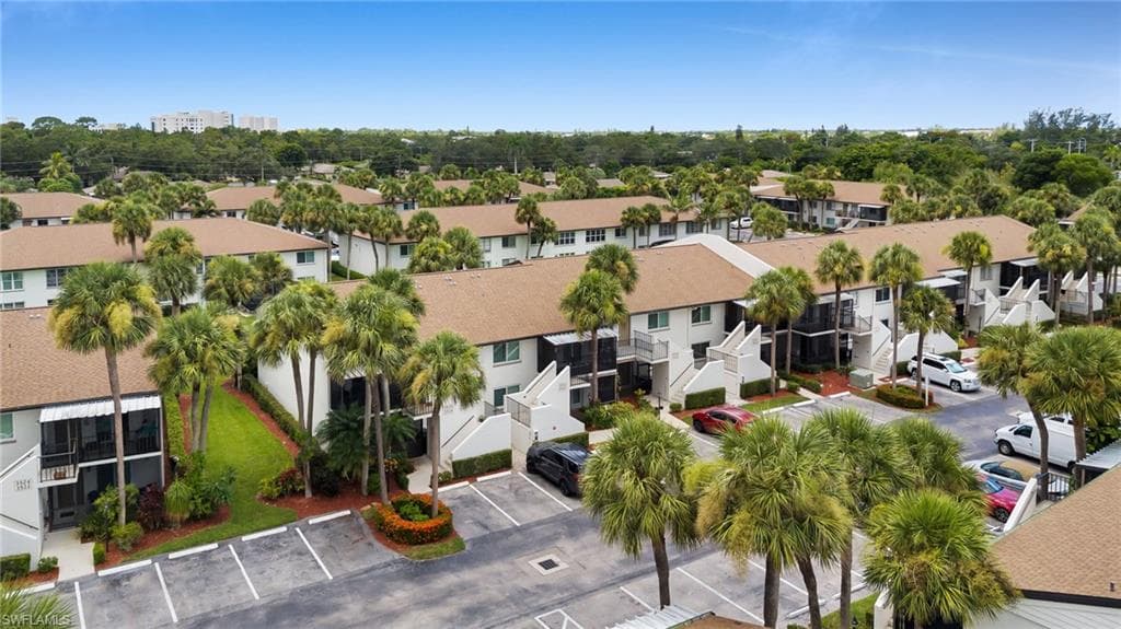 3532 Antarctic Cir 2216, Naples, FL 34112-3
