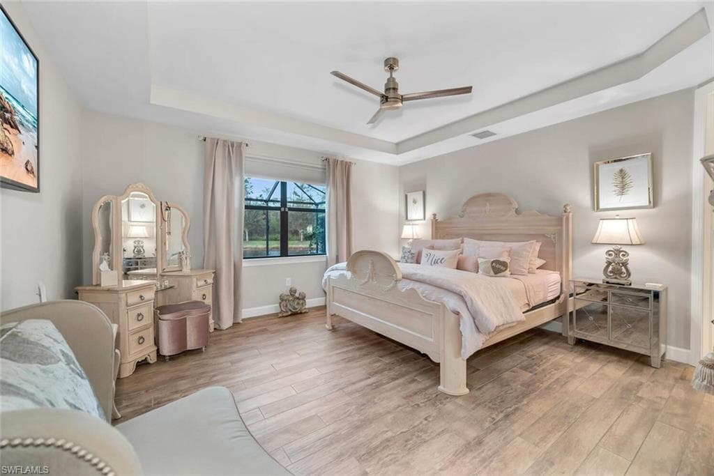 7457 Winding Cypress Dr, Naples, FL 34114-10