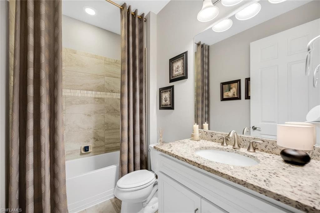 7457 Winding Cypress Dr, Naples, FL 34114-15