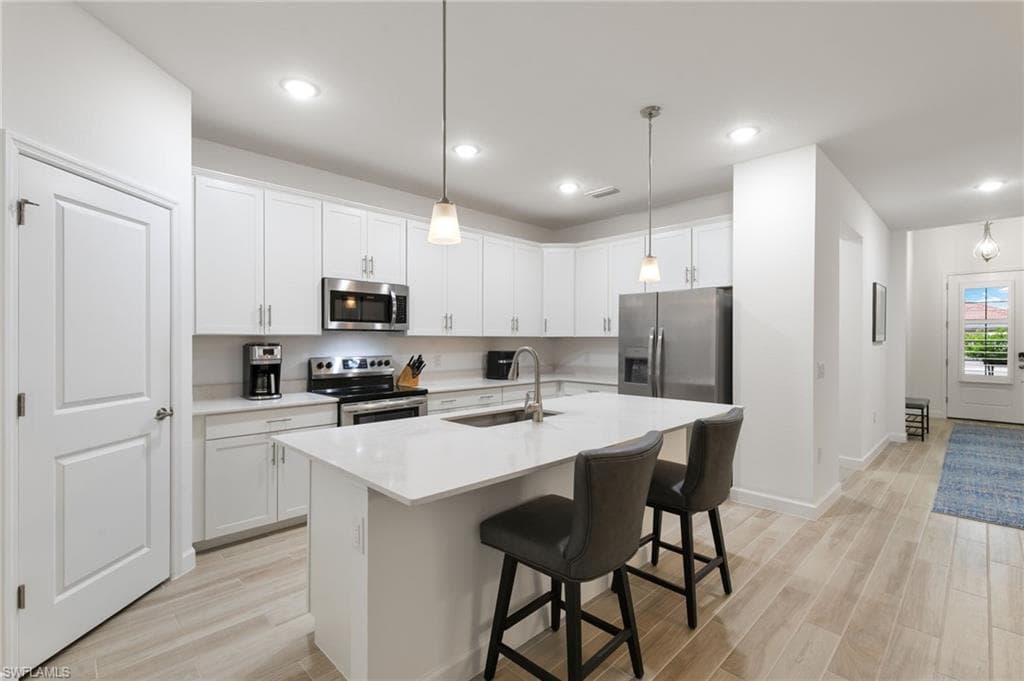 1473 Birdie Dr, Naples, FL 34120-13