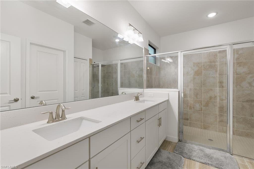 1473 Birdie Dr, Naples, FL 34120-20