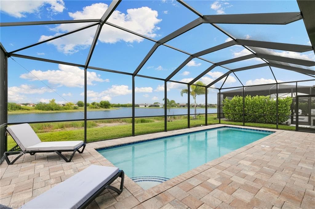 1473 Birdie Dr, Naples, FL 34120-31