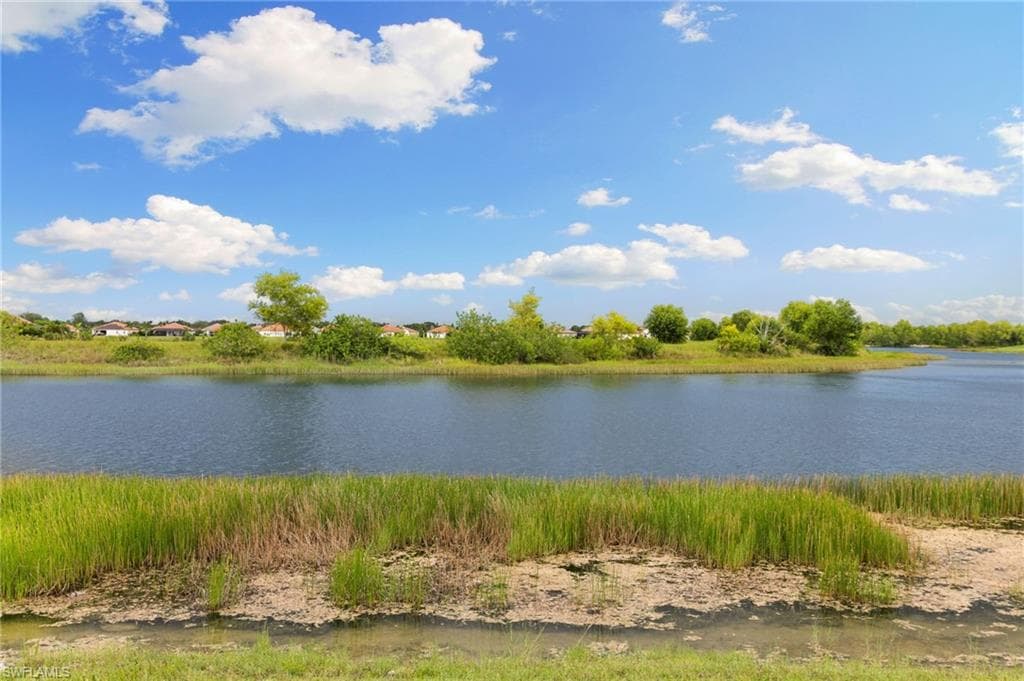 1473 Birdie Dr, Naples, FL 34120-34