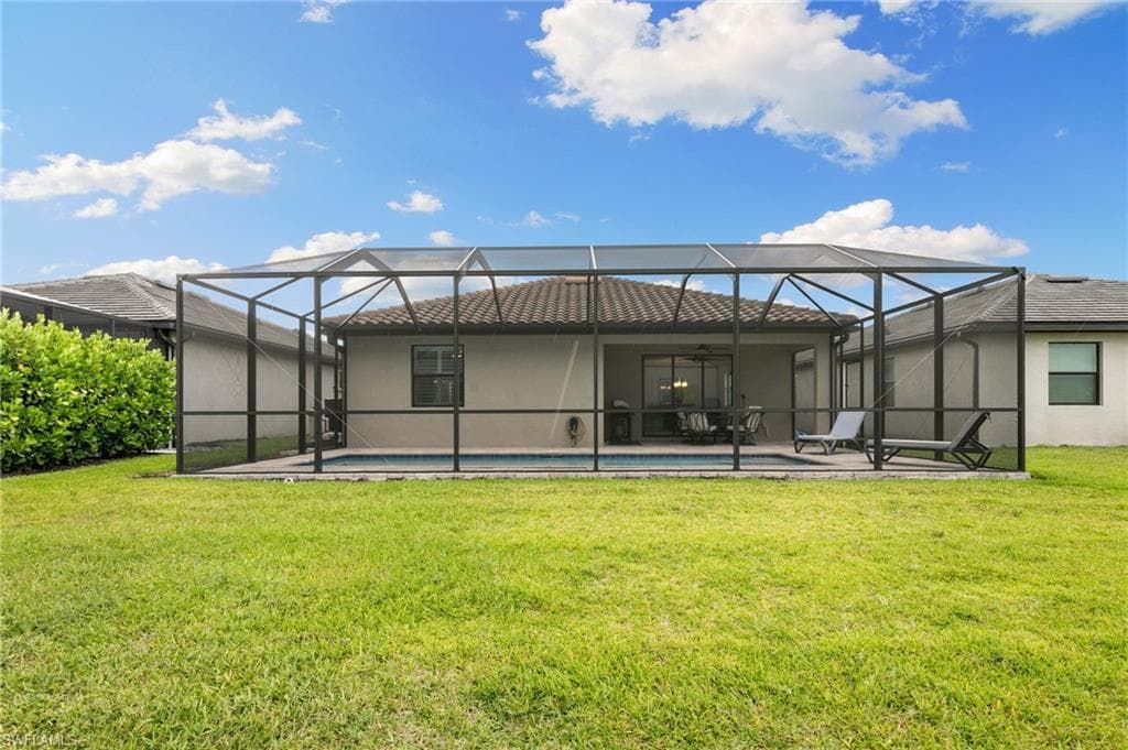 1473 Birdie Dr, Naples, FL 34120-36