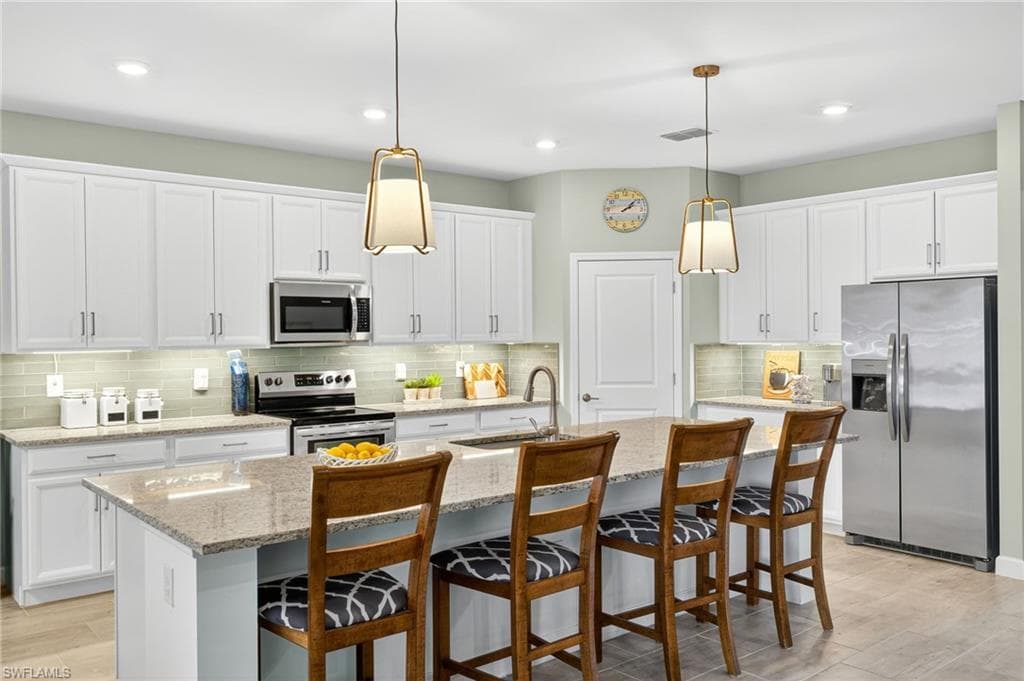 11433 Canopy Loop, Fort Myers, FL 33913-10