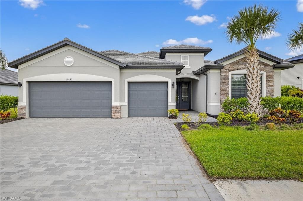 11433 Canopy Loop, Fort Myers, FL 33913-3