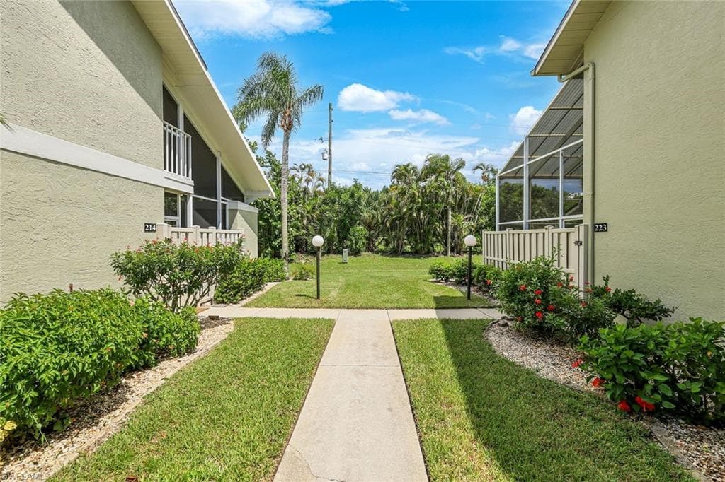 13171 Whitehaven Ln 223, Fort Myers, FL 33966-5
