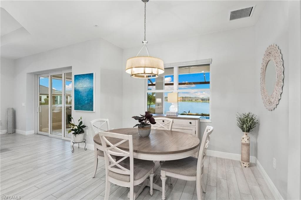 3992 Skysail Dr, Naples, FL 34120-14