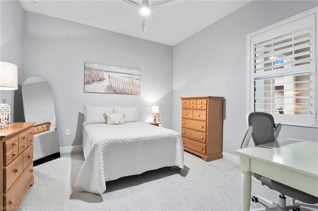 3992 Skysail Dr, Naples, FL 34120-22